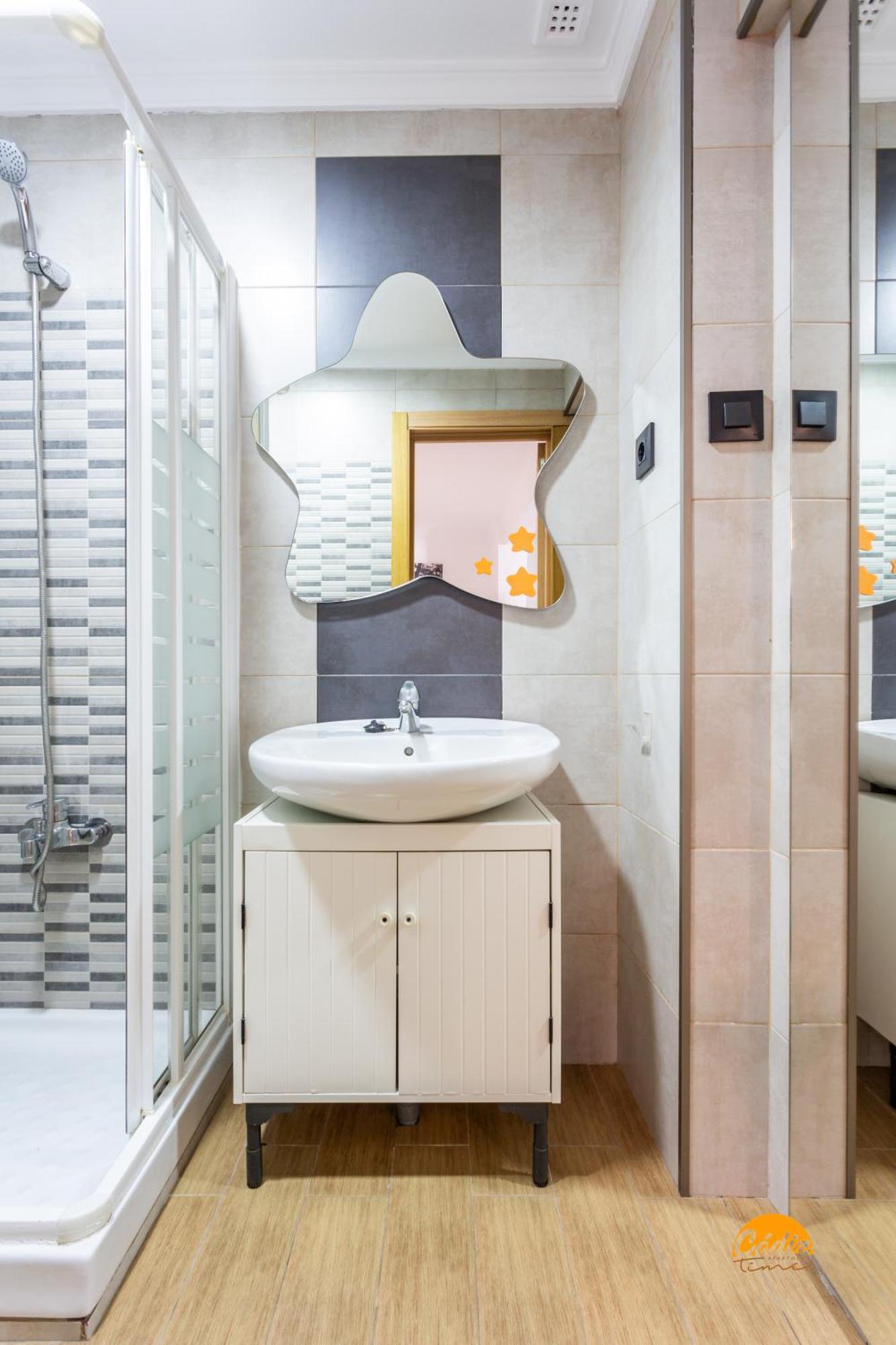شقة Modern Haven Loft By Cadiz Time المظهر الخارجي الصورة